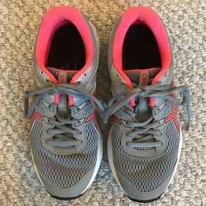 PINK & GRAY ATHLETIC SHOES BY ASICS. Gel. Size 6.
